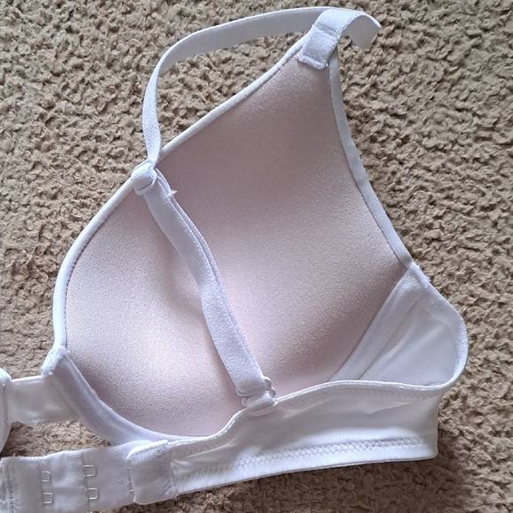 Victoria's Secret White Underwire T-Shirt Bra - Picture 6 of 8